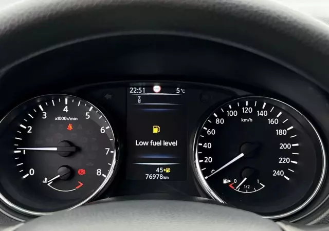 NISSAN Qashqai 1.6 DIG-T Visia