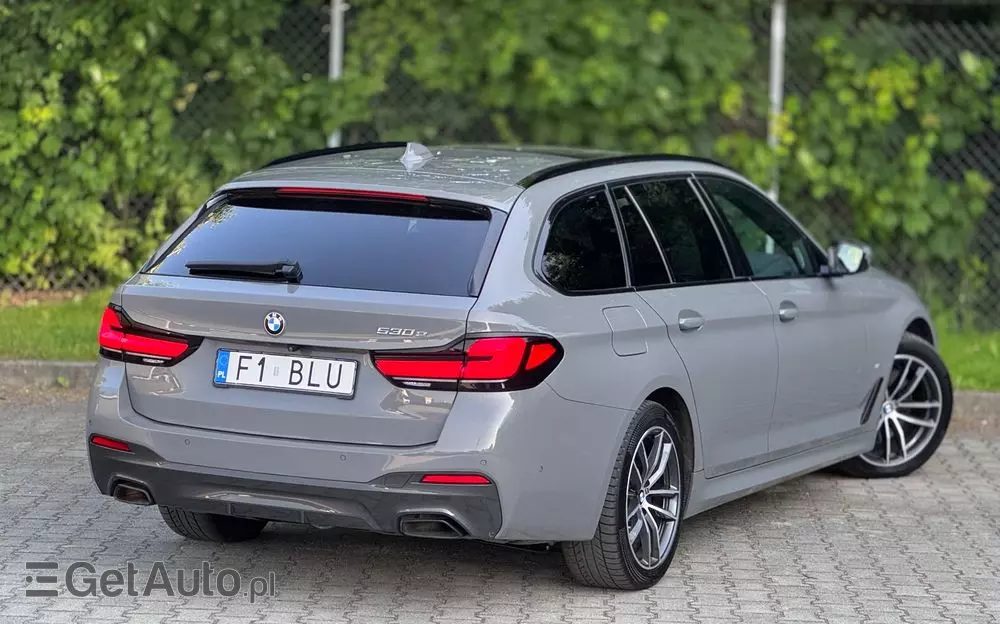 BMW Seria 5 530e M Sport sport