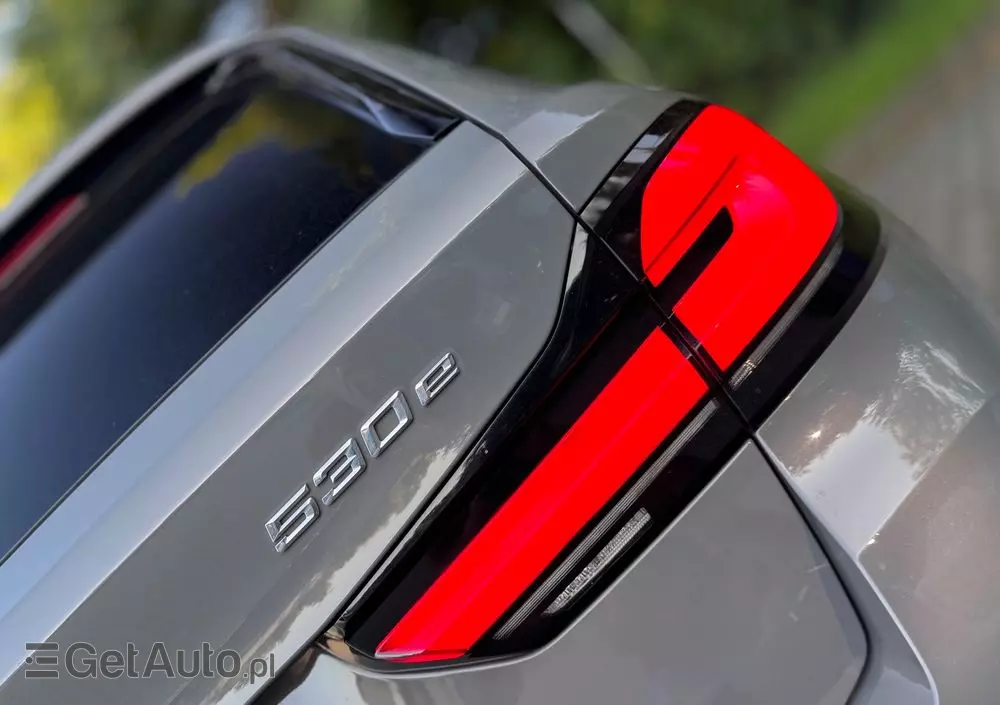 BMW Seria 5 530e M Sport sport