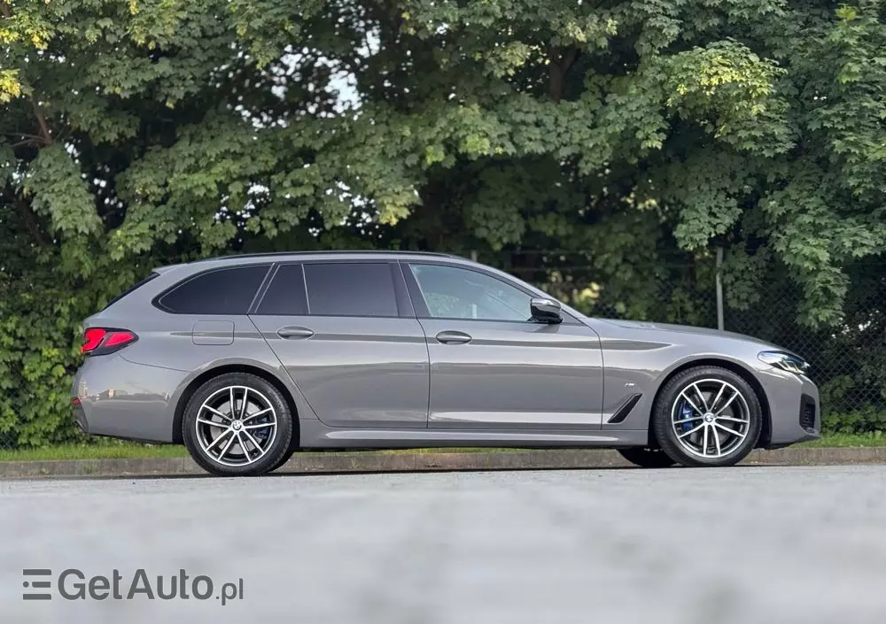BMW Seria 5 530e M Sport sport