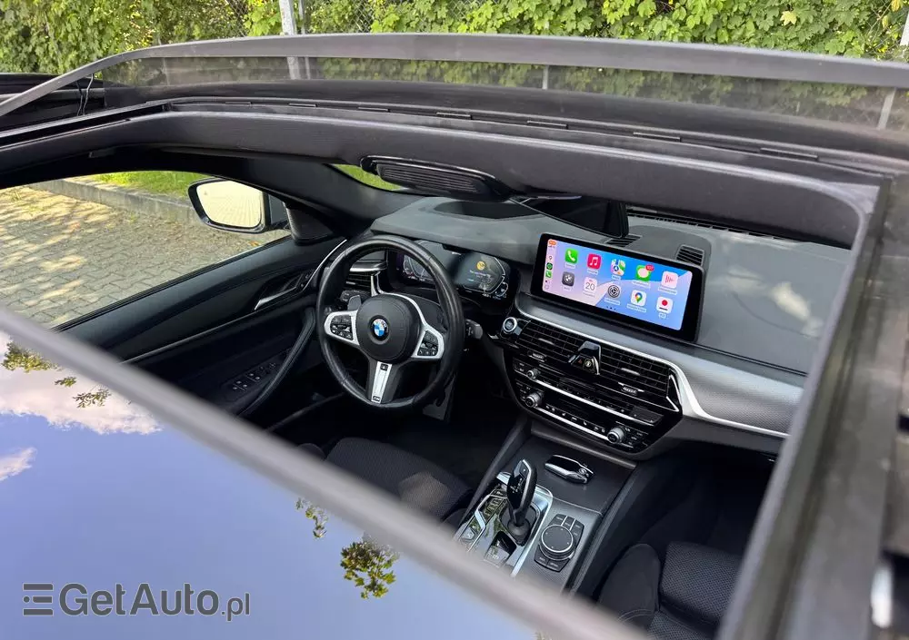 BMW Seria 5 530e M Sport sport