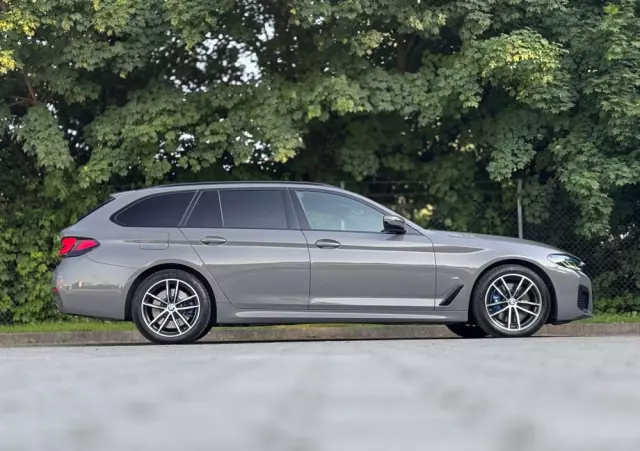 BMW Seria 5 530e M Sport sport