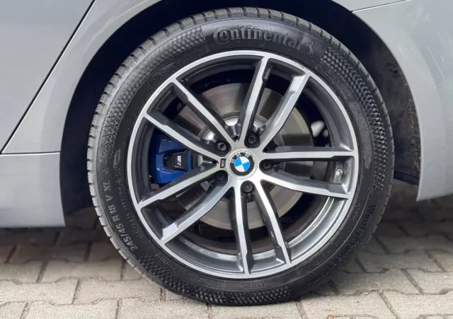 BMW Seria 5 530e M Sport sport