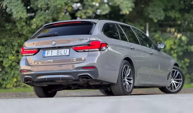 BMW Seria 5 530e M Sport sport