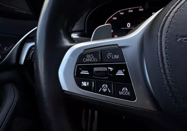 BMW Seria 5 530e M Sport sport