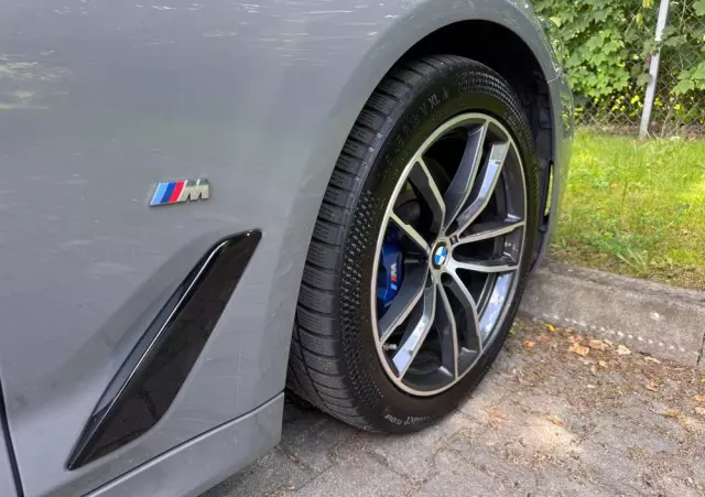 BMW Seria 5 530e M Sport sport