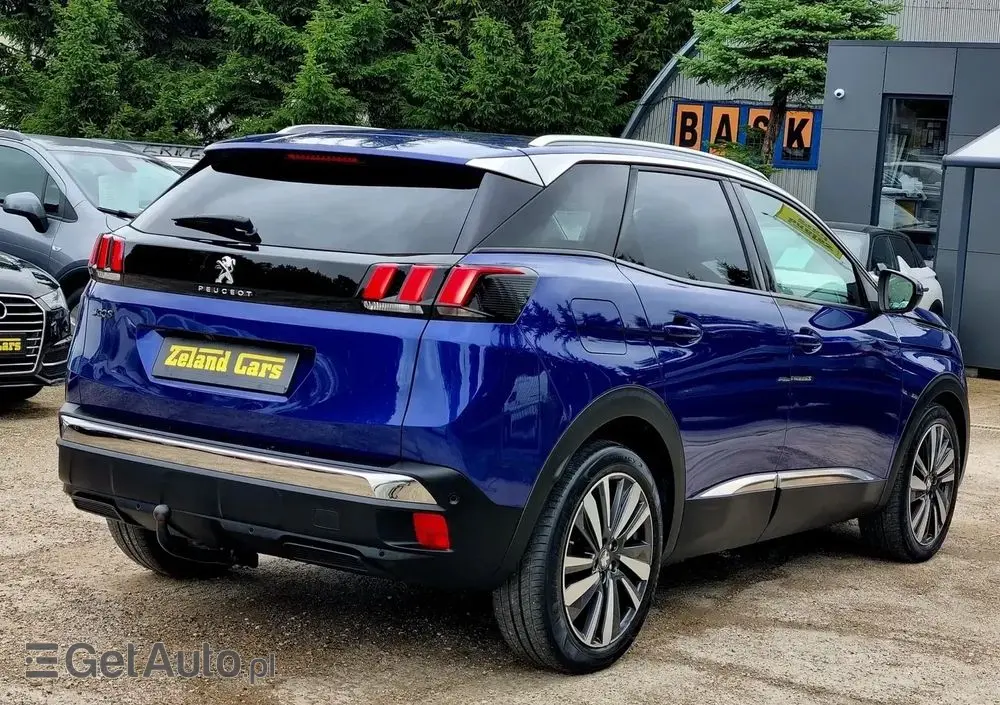PEUGEOT 3008 1.2 PureTech Allure S&S