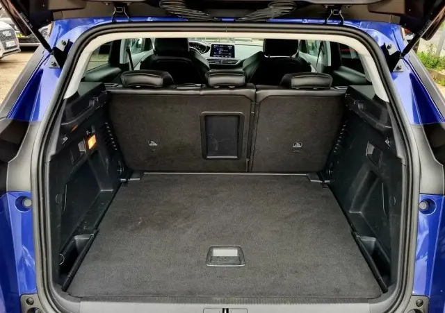 PEUGEOT 3008 1.2 PureTech Allure S&S