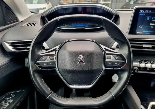 PEUGEOT 3008 1.2 PureTech Allure S&S