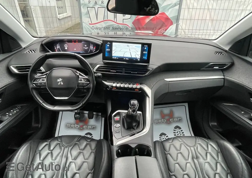 PEUGEOT 3008 BlueHDi 130 Stop & Start Allure Pack