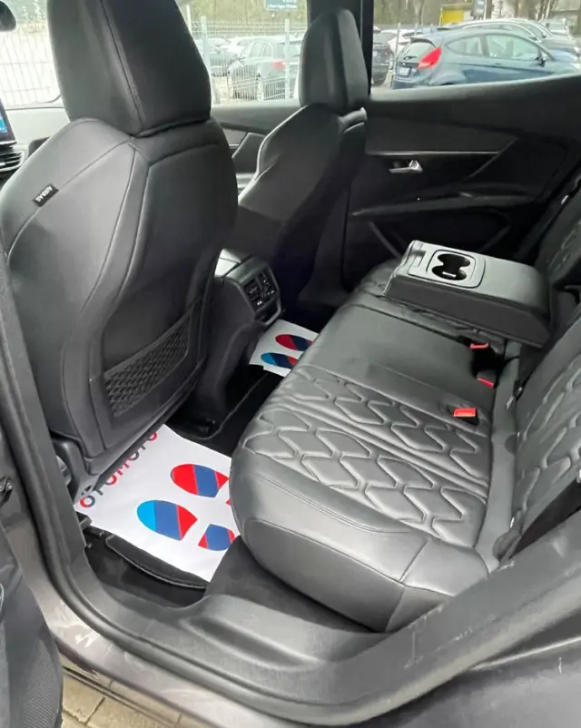 PEUGEOT 3008 BlueHDi 130 Stop & Start Allure Pack