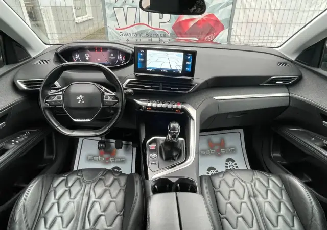 PEUGEOT 3008 BlueHDi 130 Stop & Start Allure Pack