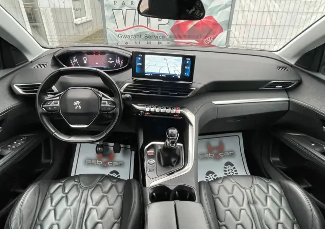 PEUGEOT 3008 BlueHDi 130 Stop & Start Allure Pack