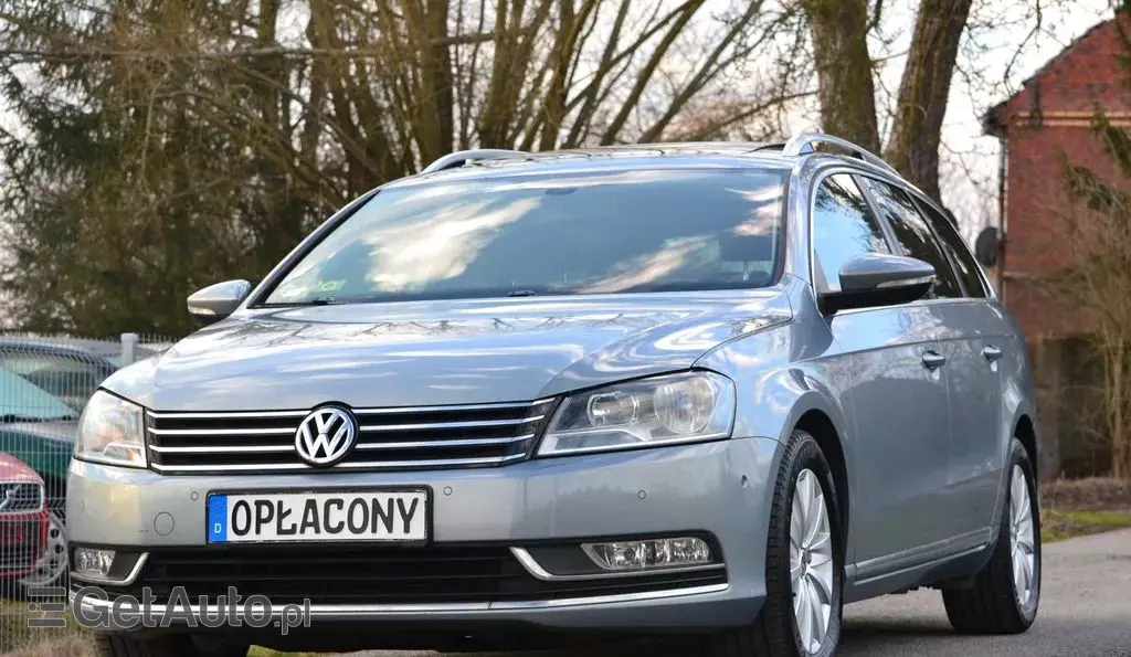 VOLKSWAGEN Passat 