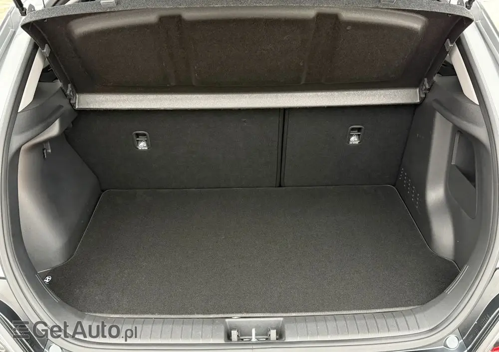 HYUNDAI Kona 1.0 T-GDI Smart DCT