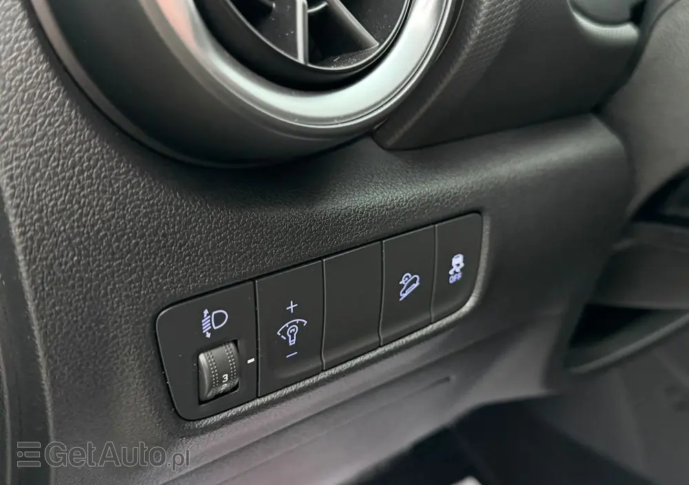 HYUNDAI Kona 1.0 T-GDI Smart DCT