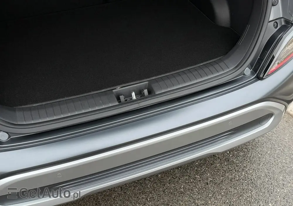 HYUNDAI Kona 1.0 T-GDI Smart DCT