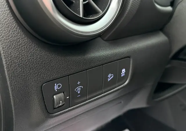 HYUNDAI Kona 1.0 T-GDI Smart DCT