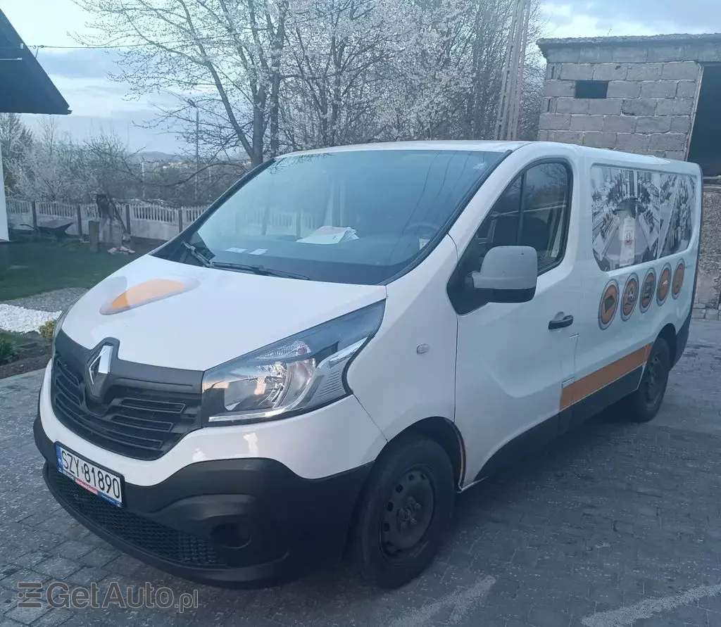 RENAULT Trafic 