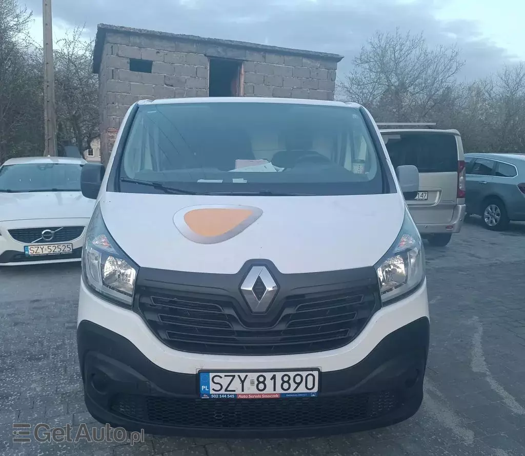 RENAULT Trafic 