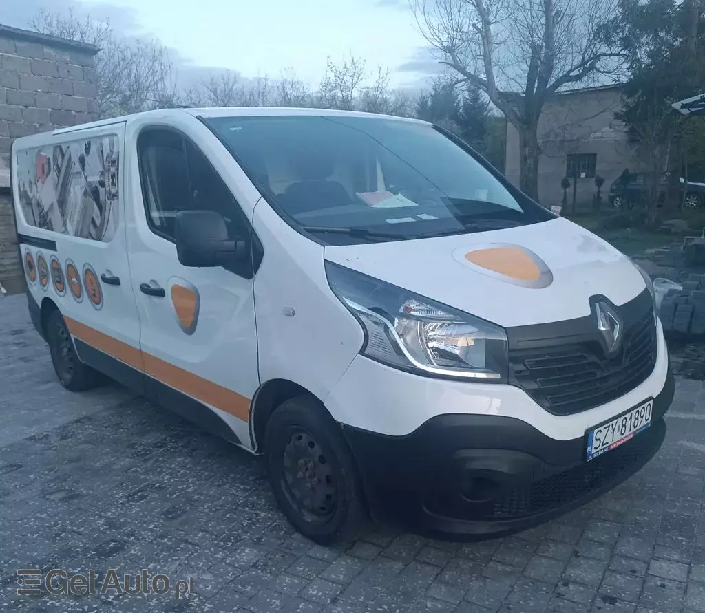 RENAULT Trafic 
