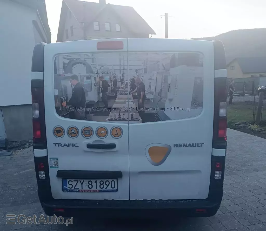 RENAULT Trafic 