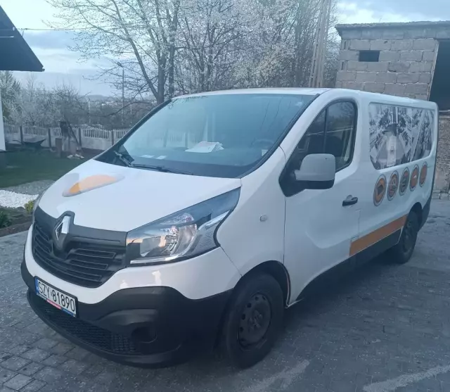 RENAULT Trafic 