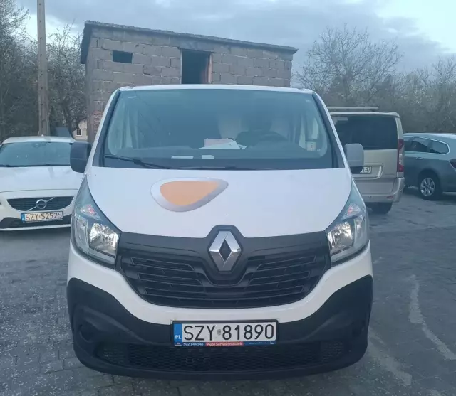 RENAULT Trafic 