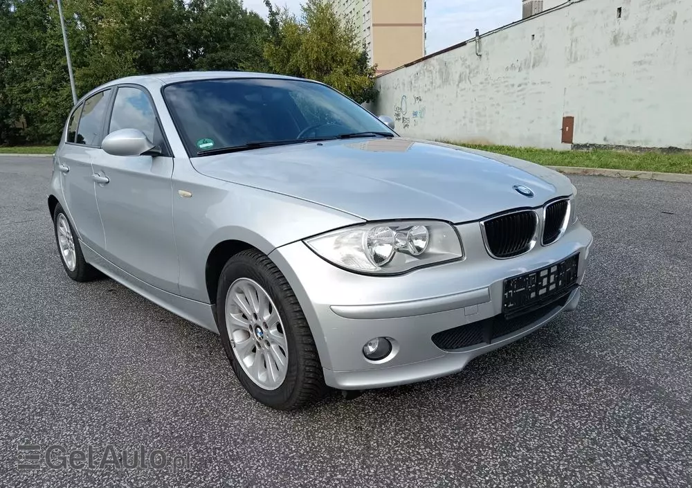 BMW Seria 1 120i