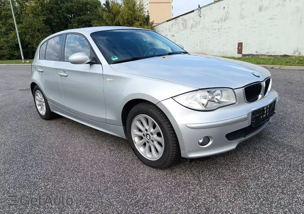 BMW Seria 1 120i