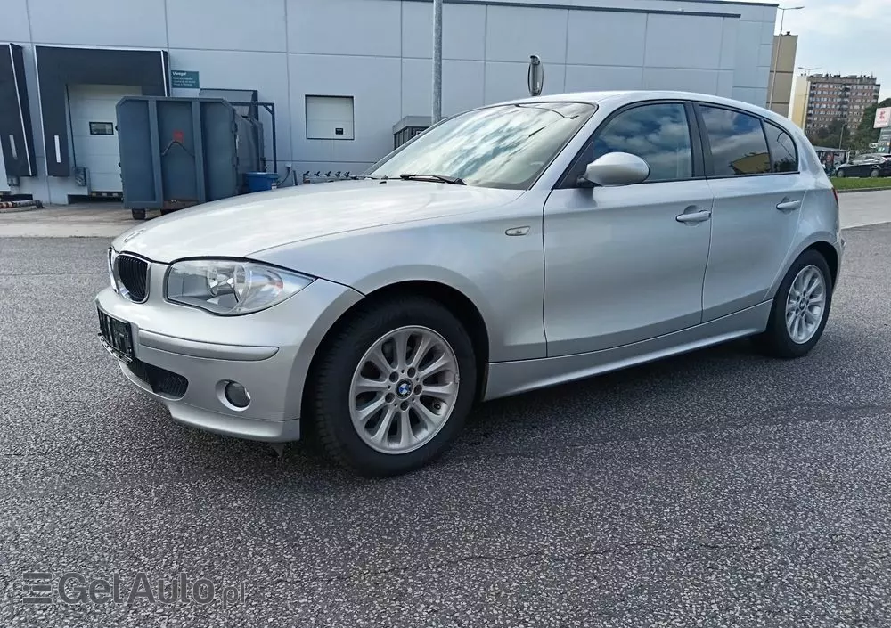 BMW Seria 1 120i