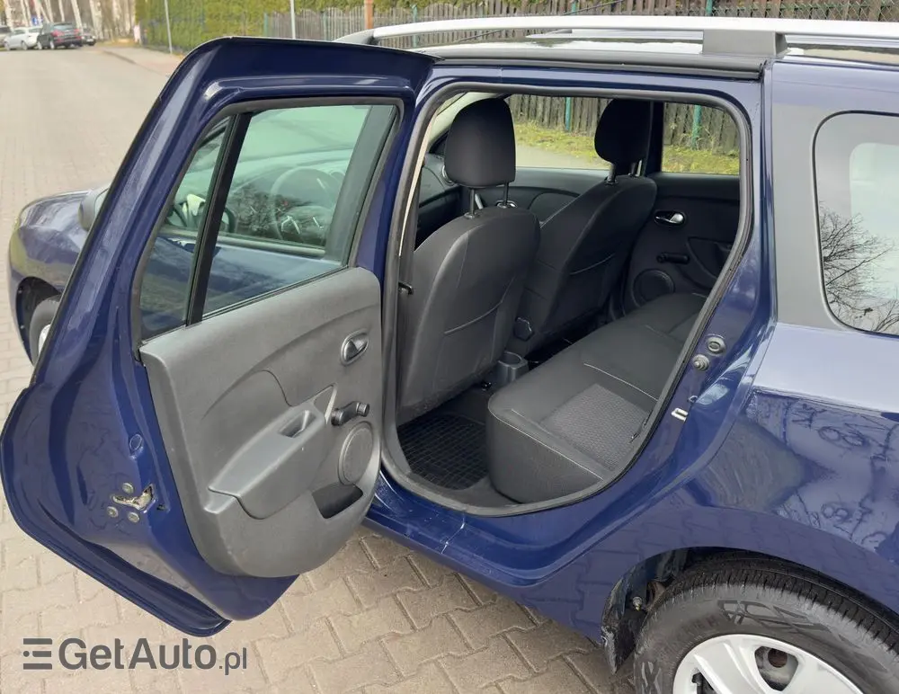 DACIA Logan TCe 90 S&S Celebration