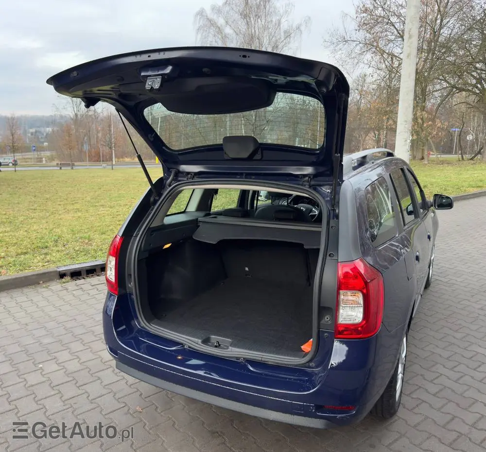 DACIA Logan TCe 90 S&S Celebration