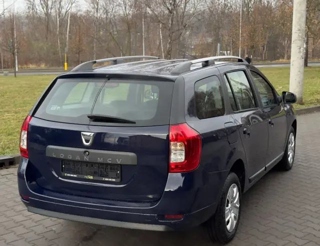 DACIA Logan TCe 90 S&S Celebration