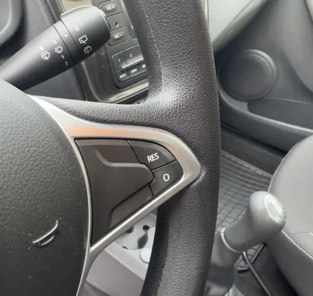 DACIA Logan TCe 90 S&S Celebration