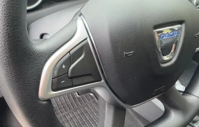 DACIA Logan TCe 90 S&S Celebration
