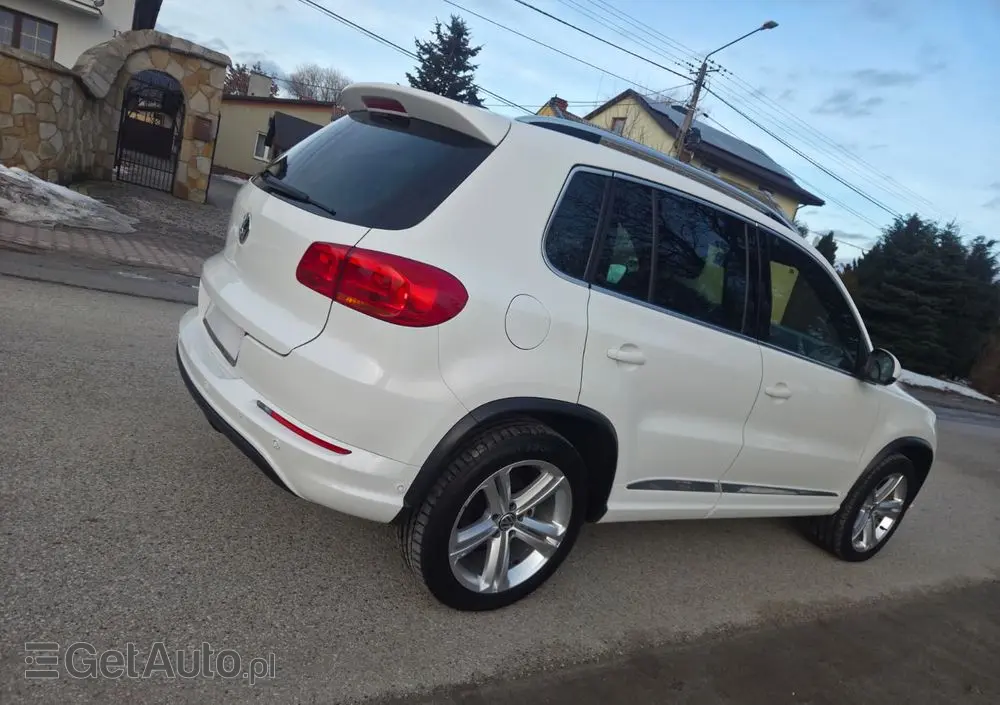 VOLKSWAGEN Tiguan 1.4 TSI Perfectline R-Style