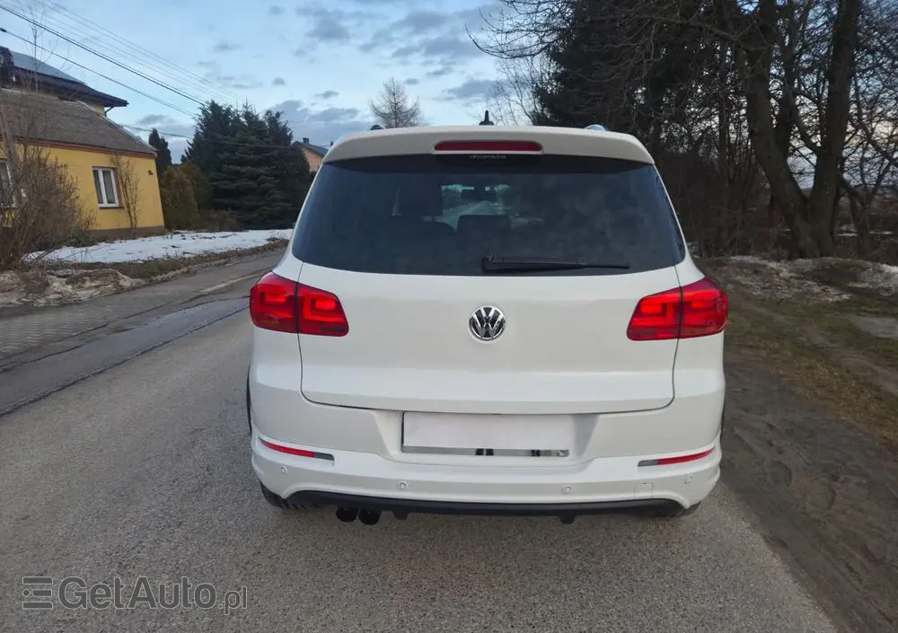 VOLKSWAGEN Tiguan 1.4 TSI Perfectline R-Style