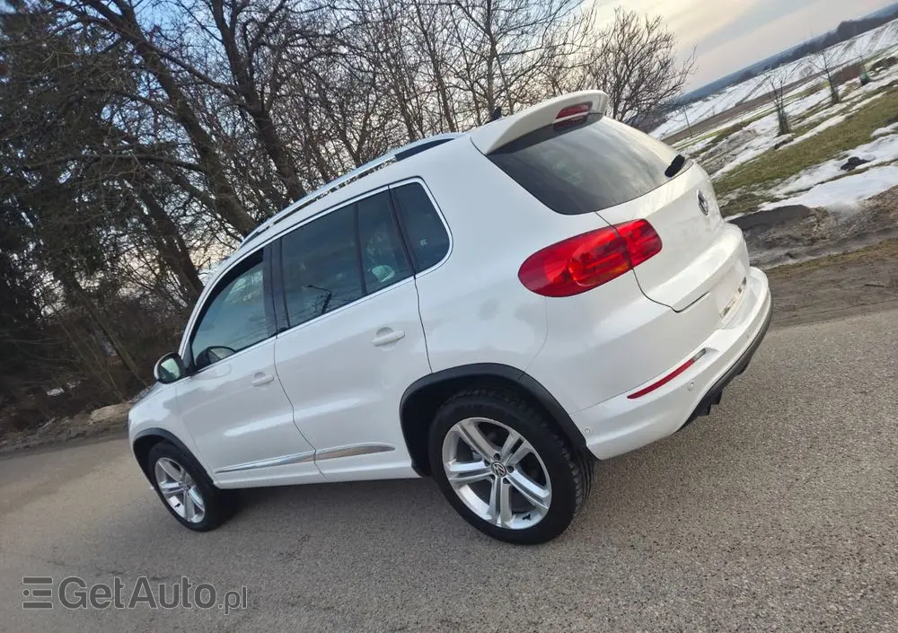 VOLKSWAGEN Tiguan 1.4 TSI Perfectline R-Style