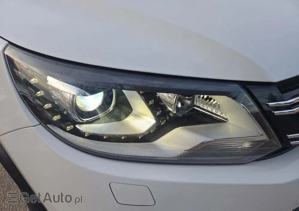 VOLKSWAGEN Tiguan 1.4 TSI Perfectline R-Style