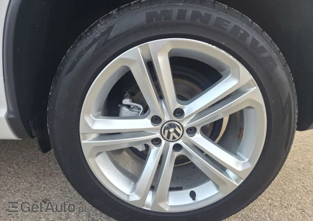 VOLKSWAGEN Tiguan 1.4 TSI Perfectline R-Style