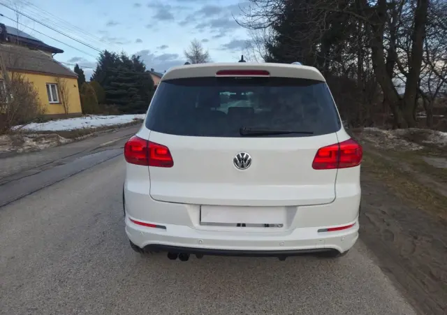 VOLKSWAGEN Tiguan 1.4 TSI Perfectline R-Style