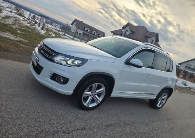 VOLKSWAGEN Tiguan 1.4 TSI Perfectline R-Style