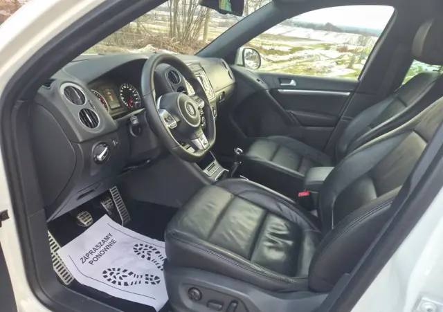 VOLKSWAGEN Tiguan 1.4 TSI Perfectline R-Style