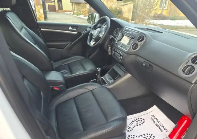 VOLKSWAGEN Tiguan 1.4 TSI Perfectline R-Style