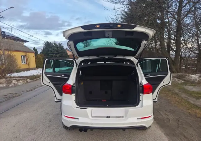 VOLKSWAGEN Tiguan 1.4 TSI Perfectline R-Style