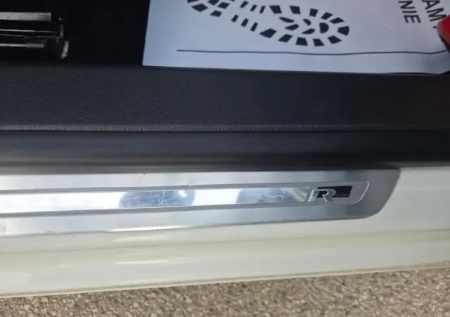 VOLKSWAGEN Tiguan 1.4 TSI Perfectline R-Style