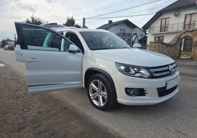 VOLKSWAGEN Tiguan 1.4 TSI Perfectline R-Style