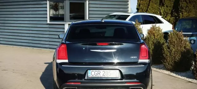CHRYSLER 300C 