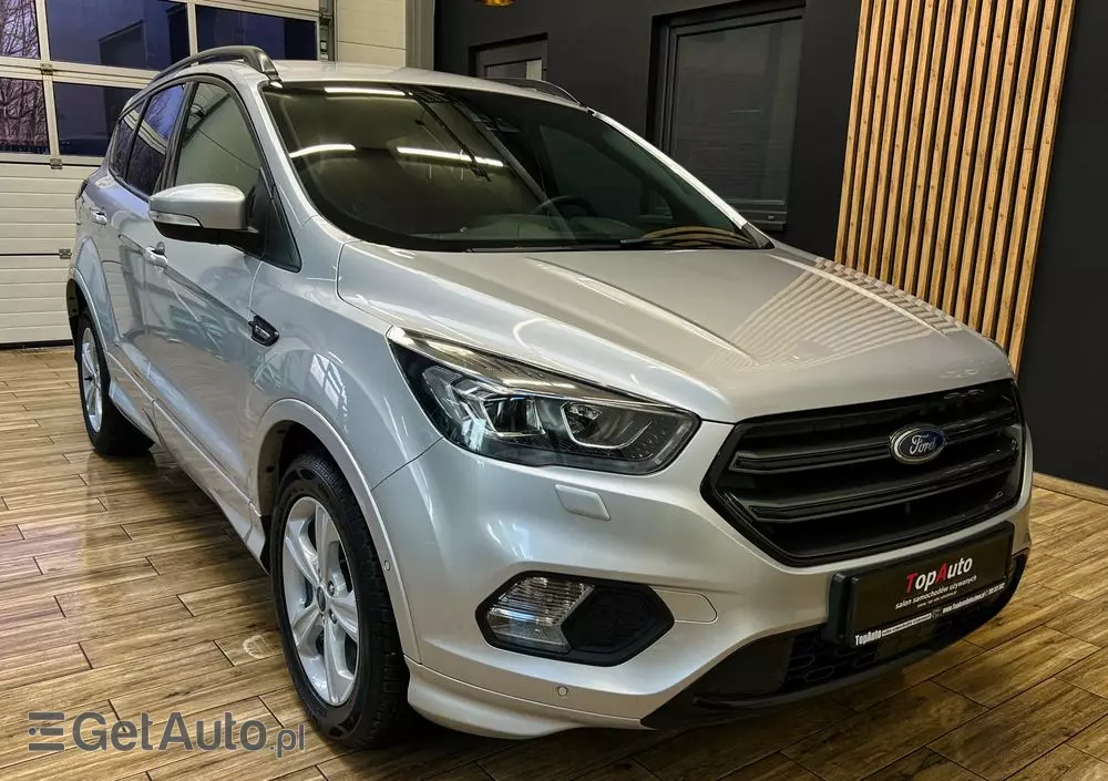 FORD Kuga 2.0 TDCi 2x4 ST-Line